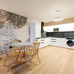 R2 Higos Aparthotel 4*