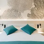 R2 Higos Aparthotel