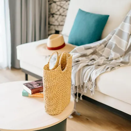 R2 Higos Apartmanhotel