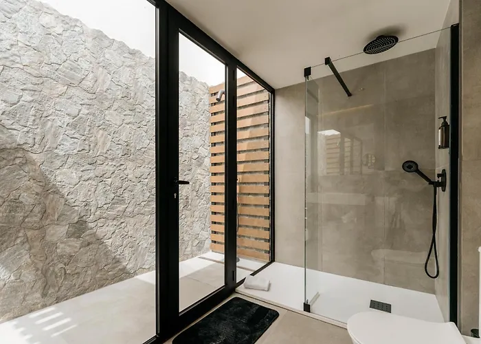 R2 Higos Коста Калма