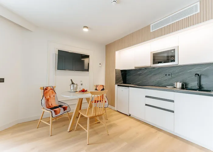 R2 Higos 4* Коста Калма