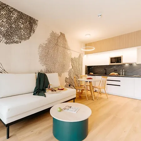 R2 Higos 4* 코스타카르마