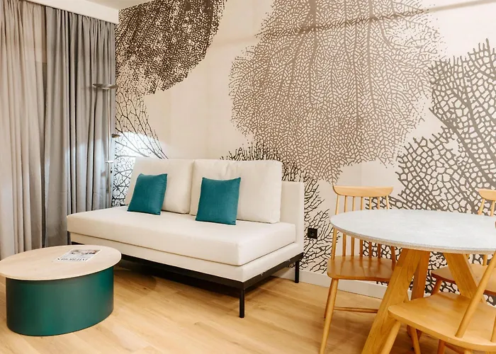 R2 Higos Hotel apartamentowy 4*