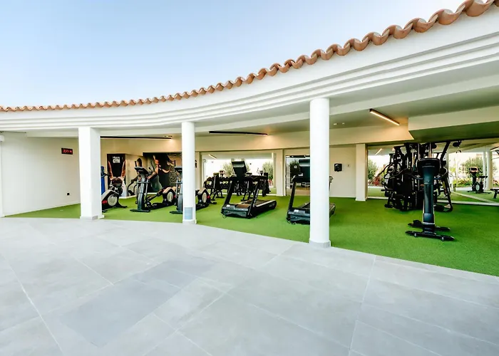 Hotel apartamentowy R2 Higos 4*